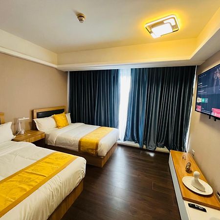 Aeontower Suites&Hotel By Cmc Davao City Buitenkant foto
