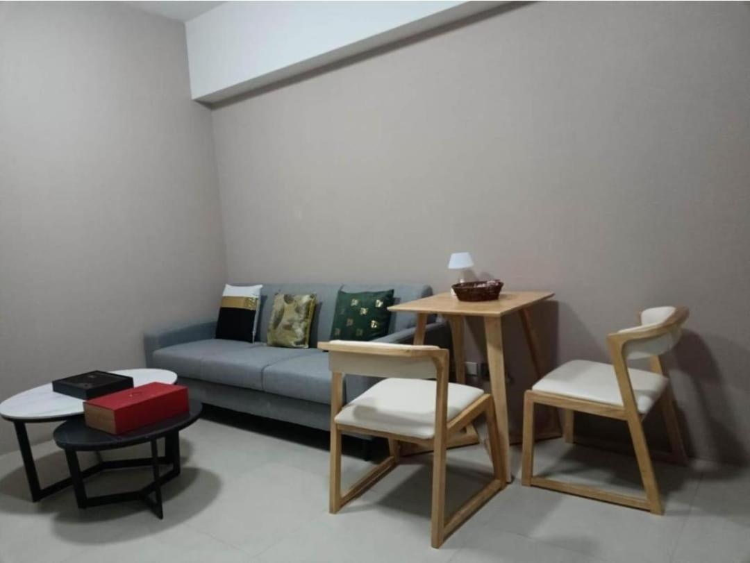 Aeontower Suites&Hotel By Cmc Davao City Buitenkant foto