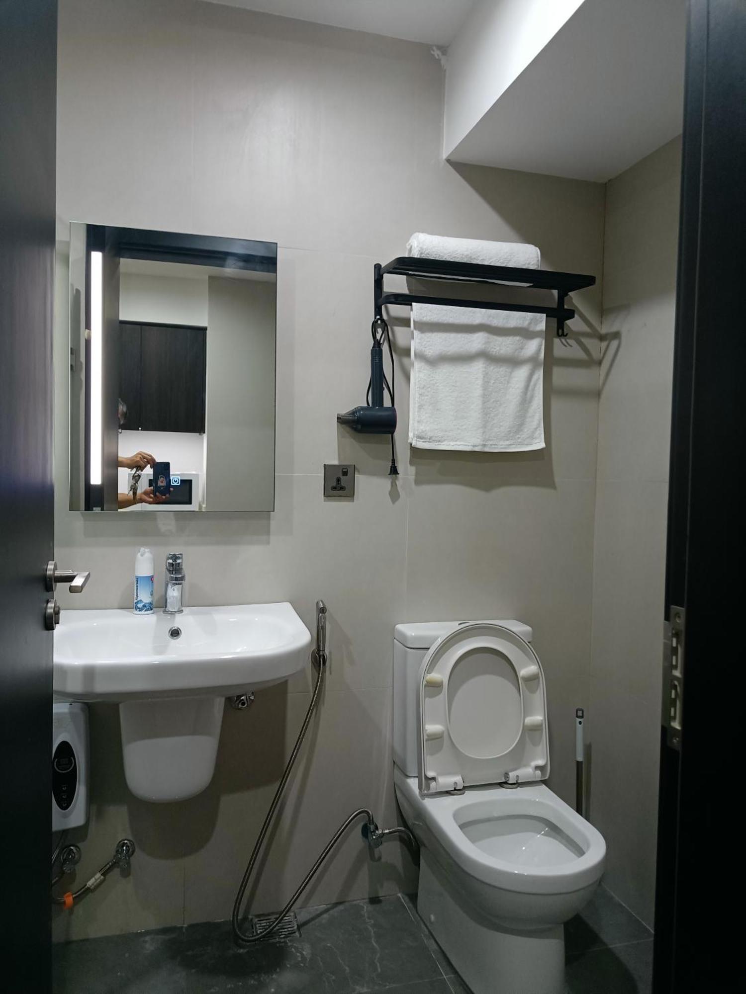 Aeontower Suites&Hotel By Cmc Davao City Buitenkant foto